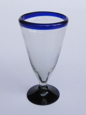 MEXICAN GLASSWARE / Cobalt Blue Rim 11 oz Pilsner Beer Glasses (set of 6) / Tall, tapered hand blown Pilsner glasses with a blue rim. Reveal the colour and carbonation of your favorite beer with this gorgeous set of glasses. 